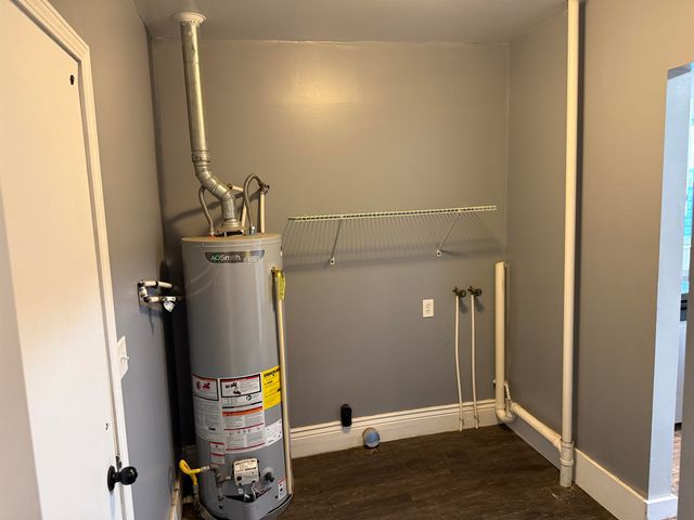 512 E Lincoln Ave, Wellington, KS 67152