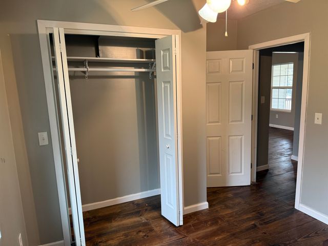 512 E Lincoln Ave, Wellington, KS 67152