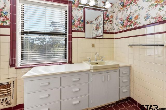 255 County Road 2660, Mineola, TX 75773