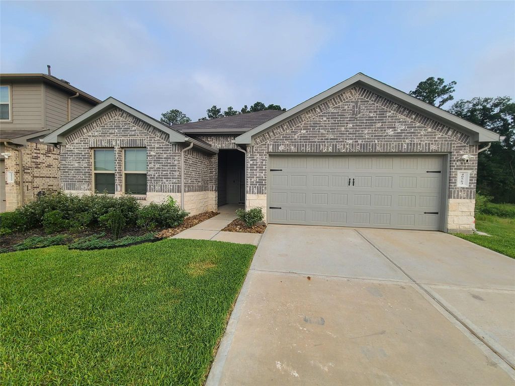40563 Birch Shadow Court, Magnolia, TX 77354