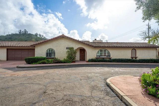 817 Valley, Arroyo Grande, CA 93420
