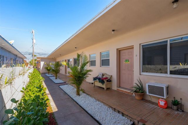 835 83rd Street, Miami Beach, FL 33141