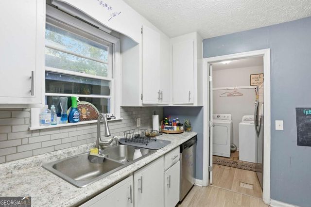 2016 Indiana Avenue, Savannah, GA 31404