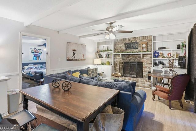 2016 Indiana Avenue, Savannah, GA 31404