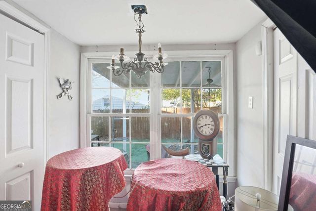 2016 Indiana Avenue, Savannah, GA 31404