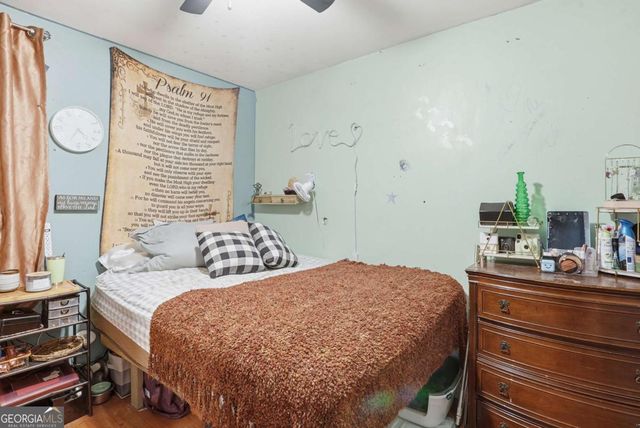 2016 Indiana Avenue, Savannah, GA 31404