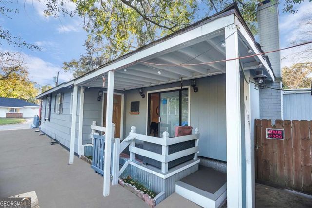 2016 Indiana Avenue, Savannah, GA 31404