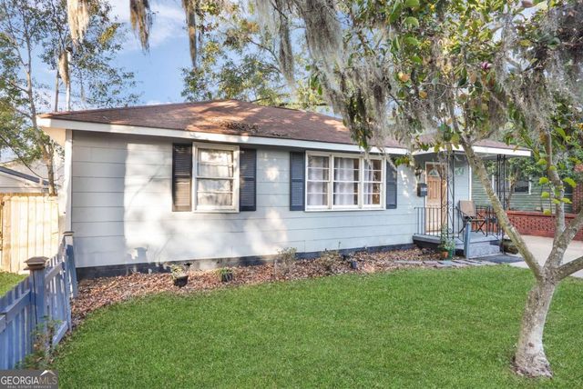 2016 Indiana Avenue, Savannah, GA 31404