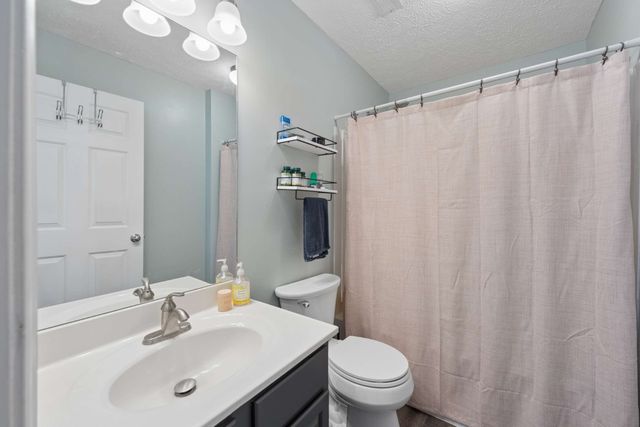 7277 Charlotte Pike Unit 214, Nashville, TN 37209