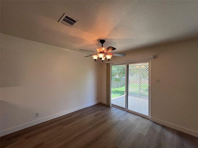 821 New Bridge DR, Kyle, TX 78640
