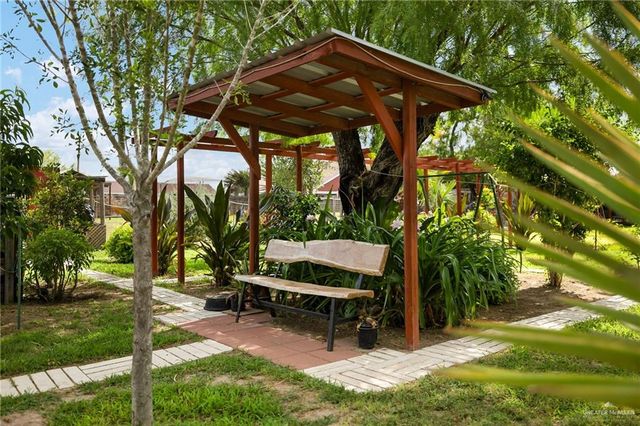 6105 Western Road, Mission, TX 78574