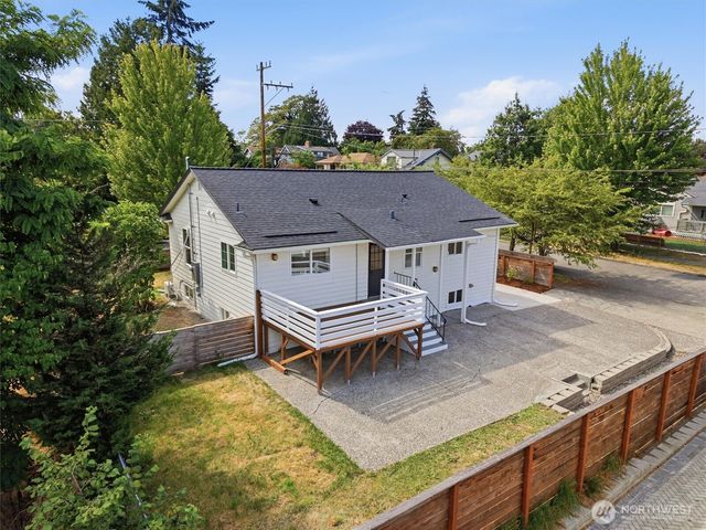 6400 44th Avenue S, Seattle, WA 98118