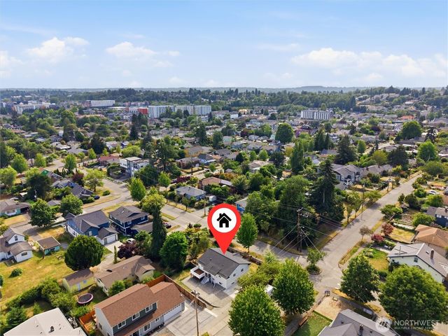 6400 44th Avenue S, Seattle, WA 98118