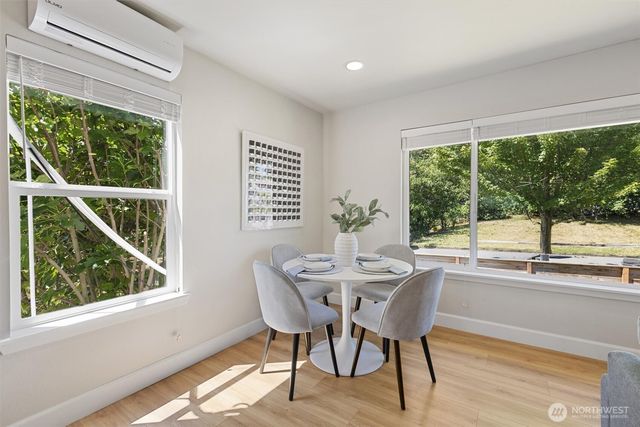 6400 44th Avenue S, Seattle, WA 98118