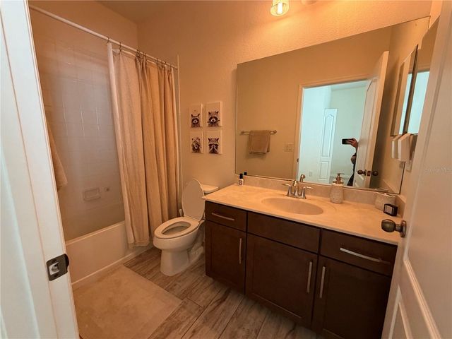 242 ANCONA AVENUE, Debary, FL 32713