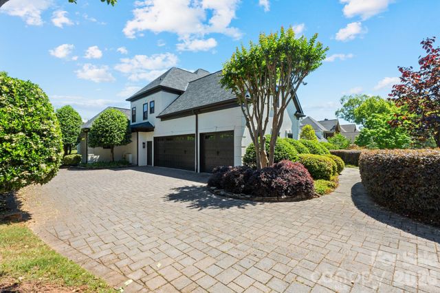 18003 Lochcarron Lane, Cornelius, NC 28031