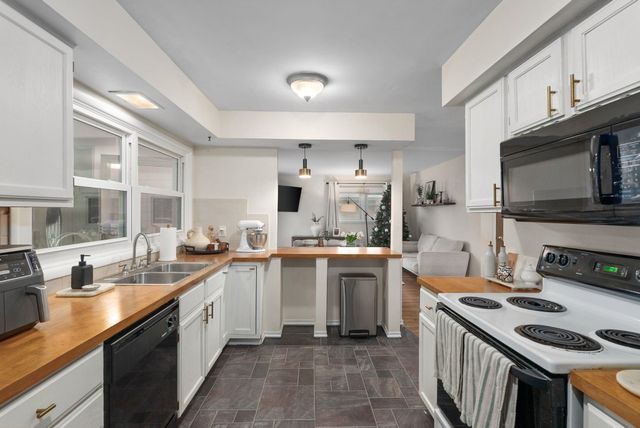 2833 S Hiram, Wichita, KS 67217