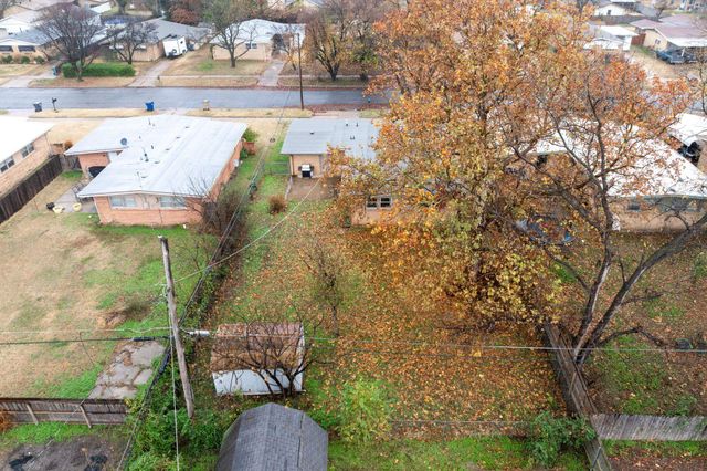 2833 S Hiram, Wichita, KS 67217