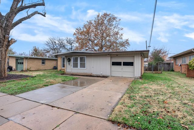 2833 S Hiram, Wichita, KS 67217