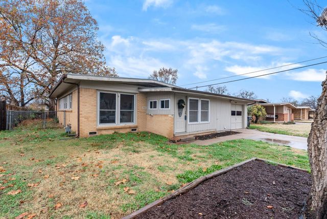 2833 S Hiram, Wichita, KS 67217
