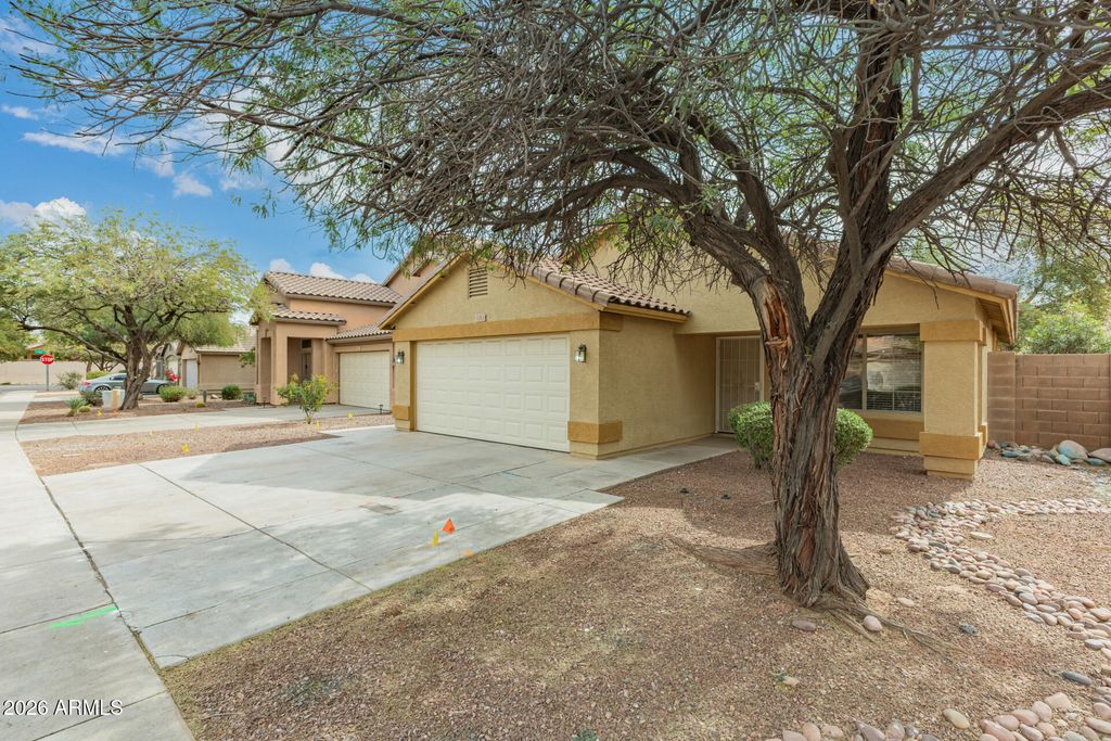 11363 W DAVIS Lane, Avondale, AZ 85323 — photo 3