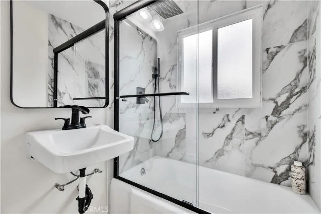 871 W 29th Street, San Bernardino, CA 92405