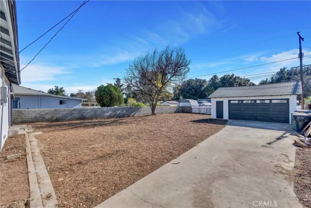 871 W 29th Street, San Bernardino, CA 92405