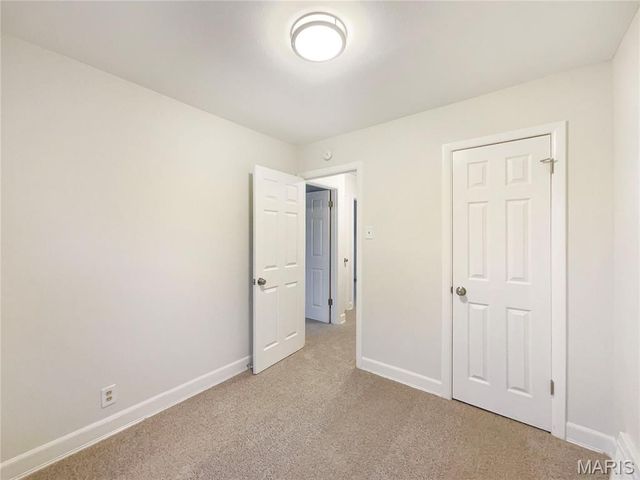 614 Barton Lane, Ballwin, MO 63021