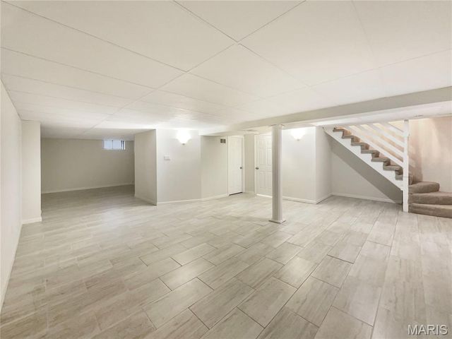 614 Barton Lane, Ballwin, MO 63021