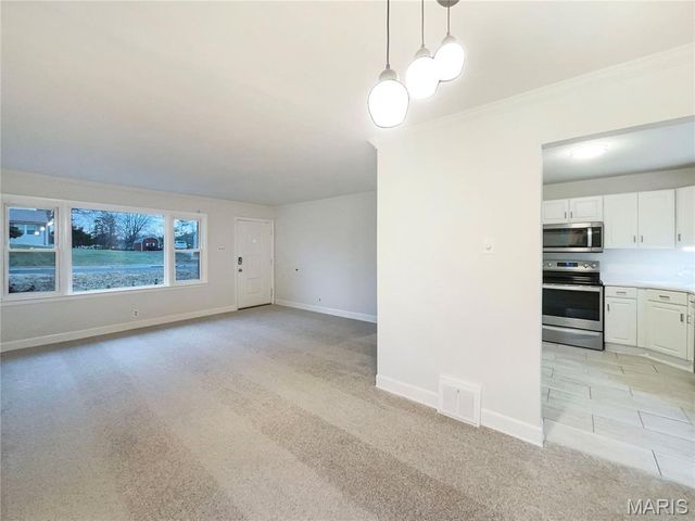 614 Barton Lane, Ballwin, MO 63021