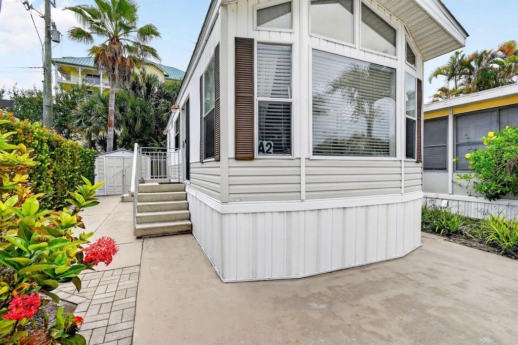 900 Juno Ocean Walk 2, Juno Beach, FL 33408