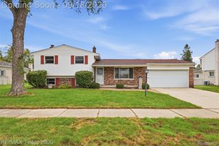 35512 Southampton Street, Livonia, MI 48154