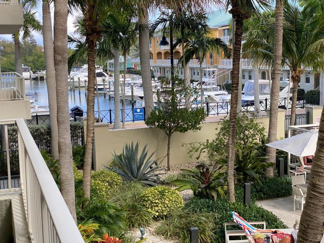 700 E Boynton Beach Boulevard 203, Boynton Beach, FL 33435