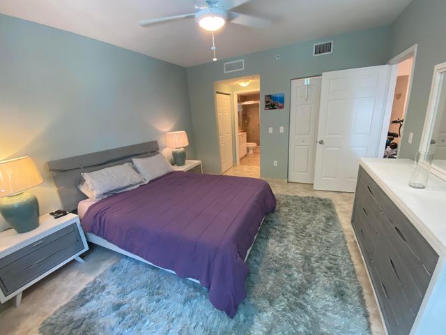 700 E Boynton Beach Boulevard 203, Boynton Beach, FL 33435