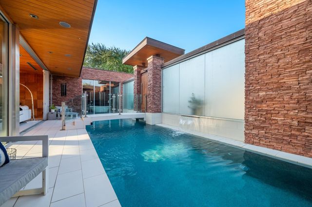 105 Edgewater CV, Lakeway, TX 78734