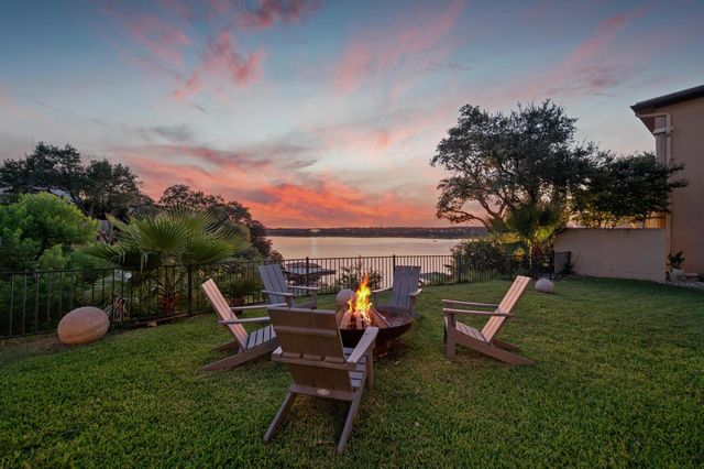105 Edgewater CV, Lakeway, TX 78734