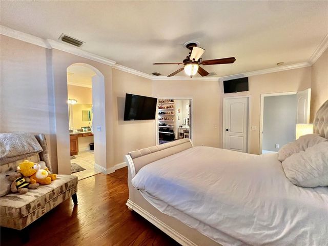 9118 WHISPERING WILLOW WAY, Tampa, FL 33614