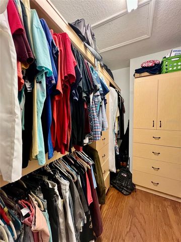 9118 WHISPERING WILLOW WAY, Tampa, FL 33614