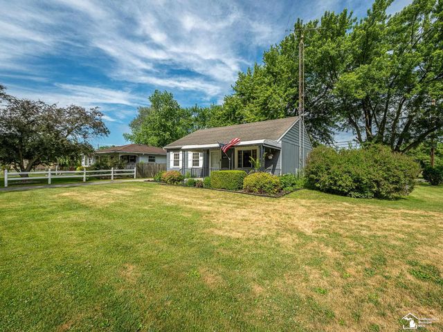 1693 Roman Drive, Frenchtown Twp, MI 48162