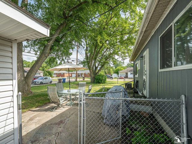 1693 Roman Drive, Frenchtown Twp, MI 48162