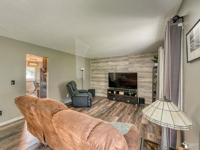 1693 Roman Drive, Frenchtown Twp, MI 48162
