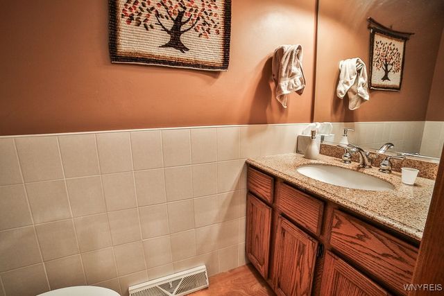 31 Northwood Drive, Lancaster, NY 14043