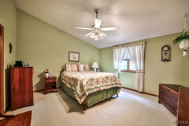 31 Northwood Drive, Lancaster, NY 14043