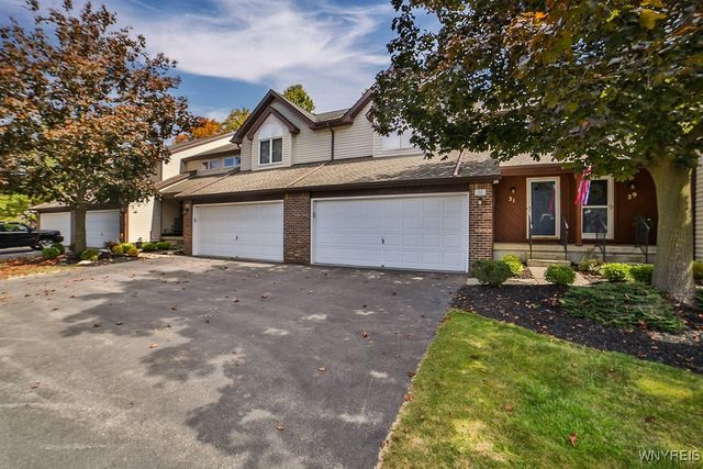 31 Northwood Drive, Lancaster, NY 14043