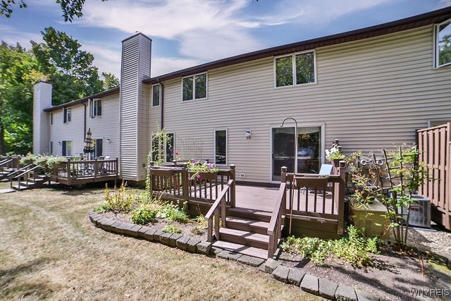 31 Northwood Drive, Lancaster, NY 14043