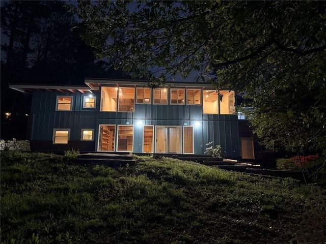 1989 N Ridgeway Road NE, Atlanta, GA 30345