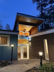 1989 N Ridgeway Road NE, Atlanta, GA 30345