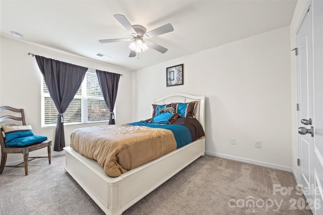 2784 Sawbridge Lane, Gastonia, NC 28056