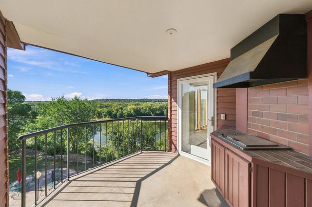 1021 Sibley Memorial Highway 404, Lilydale, MN 55118