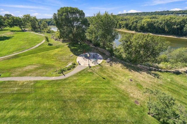 1021 Sibley Memorial Highway 404, Lilydale, MN 55118